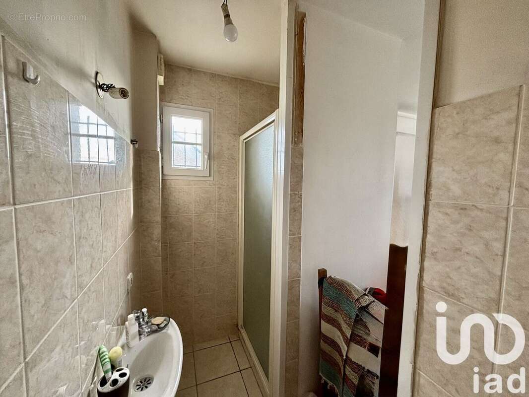 Photo 9 - Maison à COURTACON