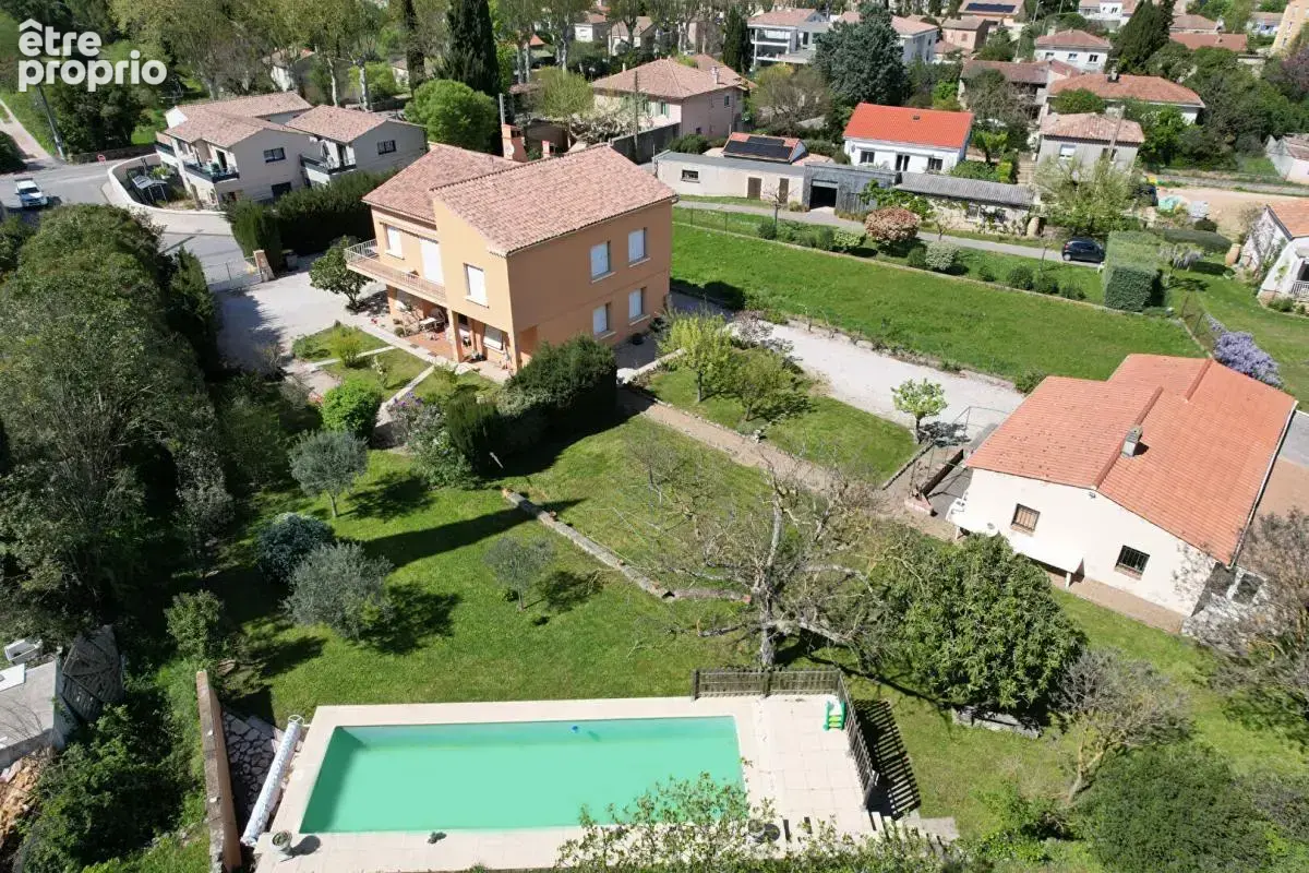 Maison de caractère Brignoles 8 pièces 216 m2 - photo 2