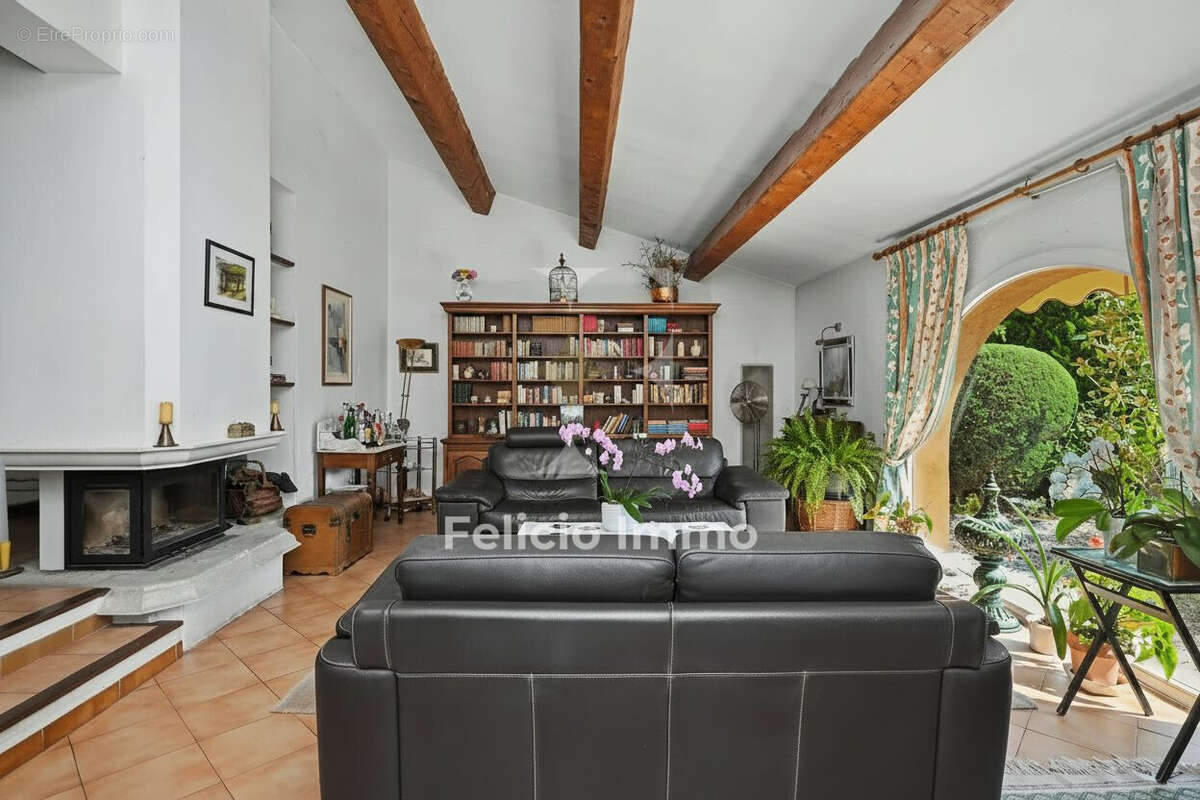 Maison 130 m² à Opio  - photo 6