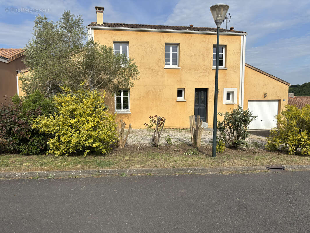 Maison à OUDON