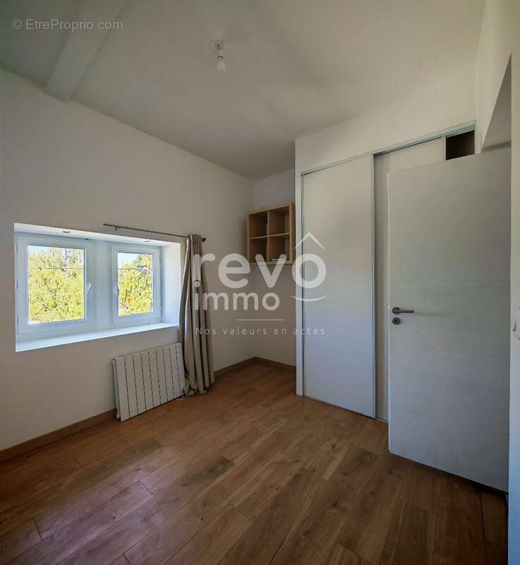 Appartement à MONTANAY