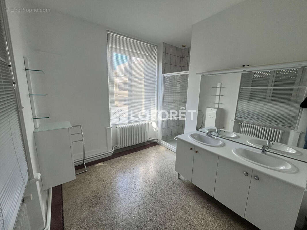 Appartement à AUDINCOURT