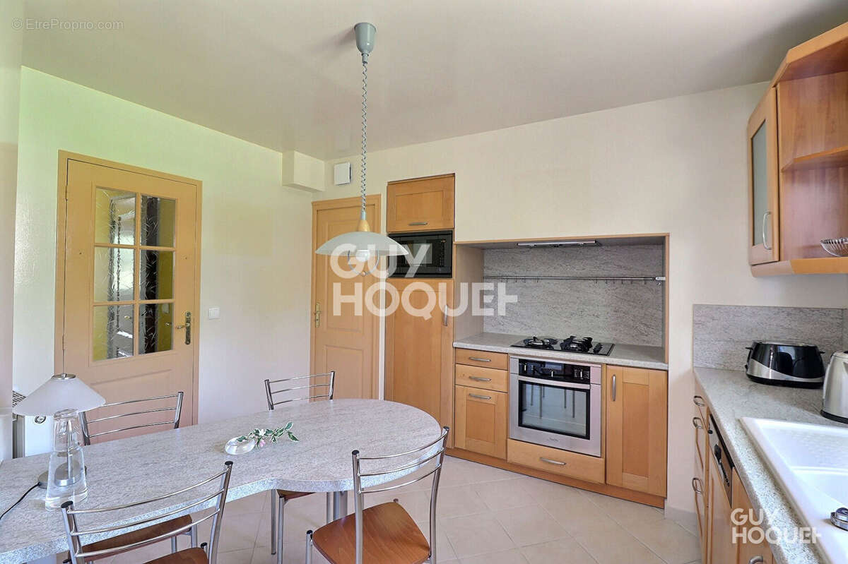 Maison à SAINT-MICHEL-SUR-ORGE