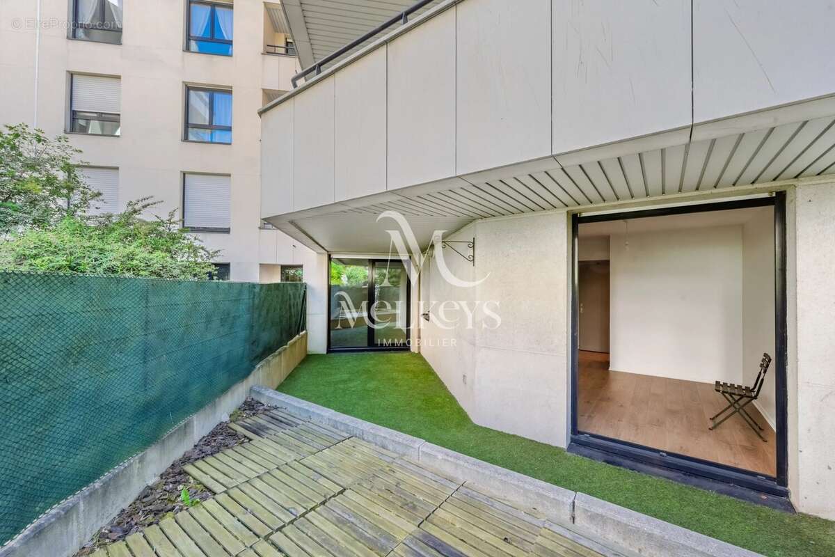 Boulogne Centre - 2 Pièces Jardin et Terrasse - photo 10