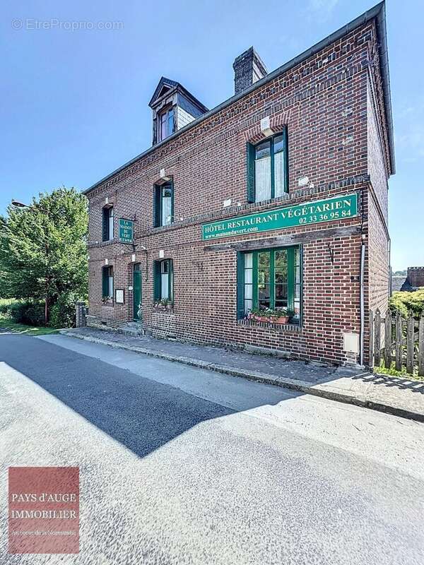 ORNE - Proche Vimoutiers - À Vendre : Propriété de Caractère avec Hôtel-Restaurant et Gîtes – Ticheville, Pays d’Auge - photo 6