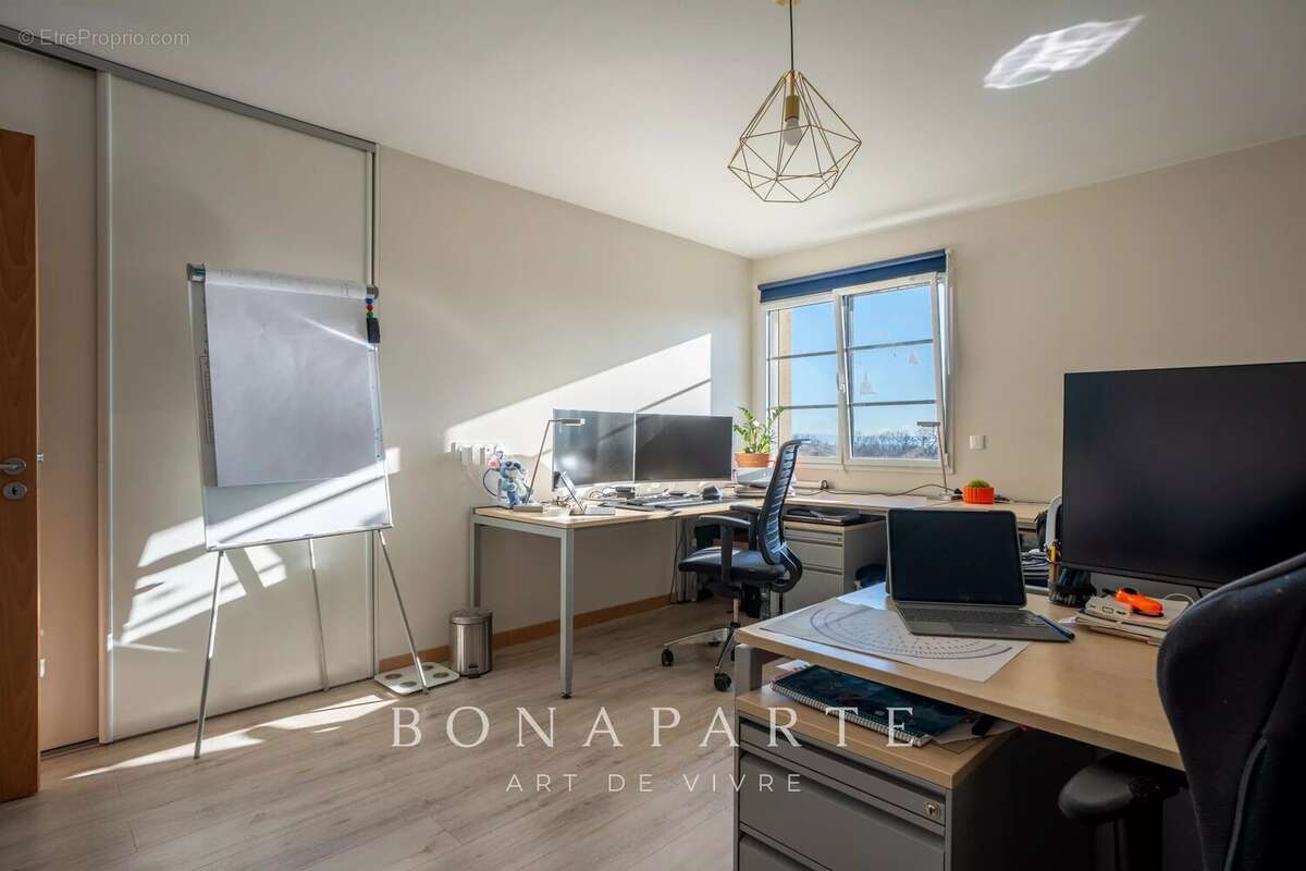 Cessy - maison p6 de 240 m² - appartement independant + vue panoramique alpes et mont-blanc - photo 14
