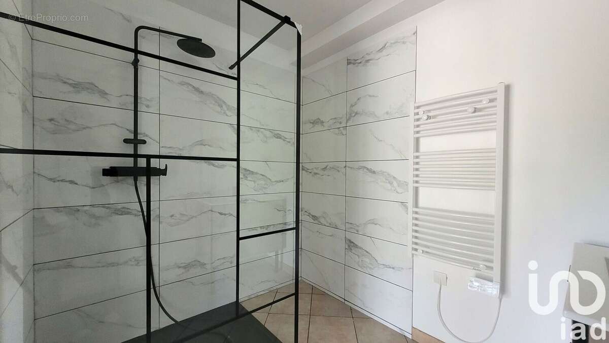 Photo 8 - Appartement à SAINTE-CROIX-DU-VERDON