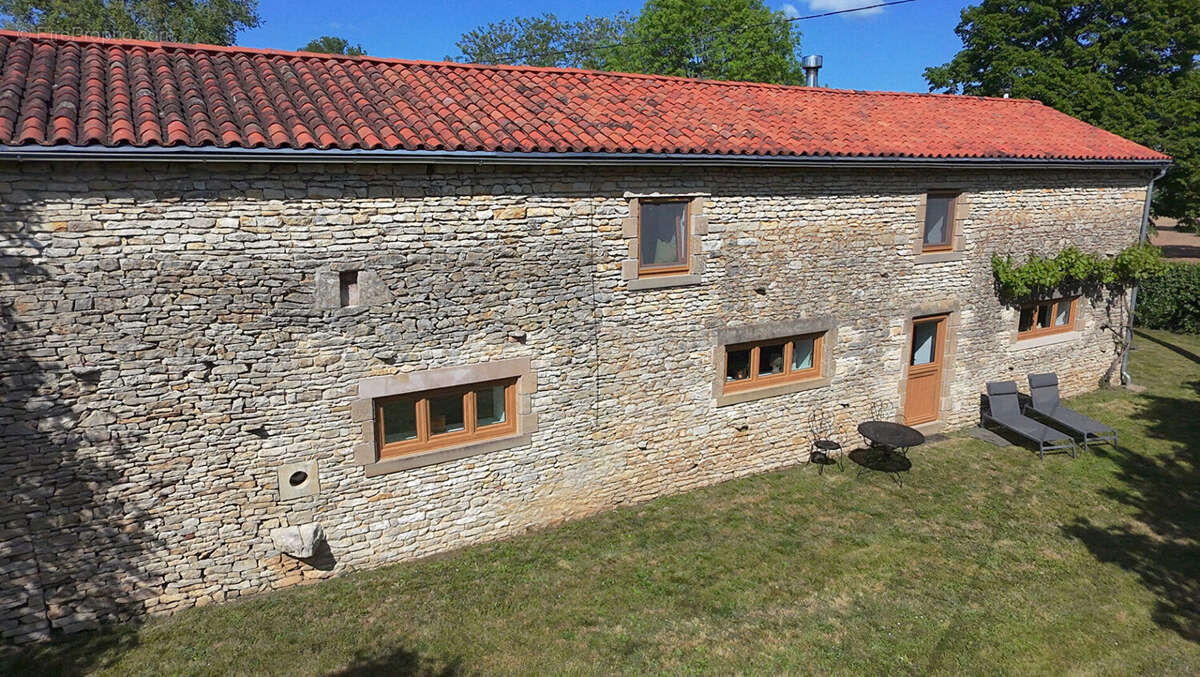 Maison à MAUPREVOIR