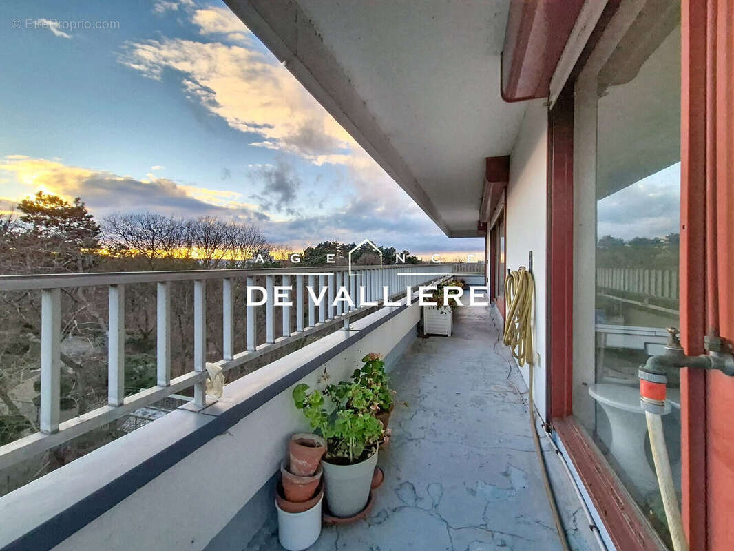 Appartement à NANTERRE