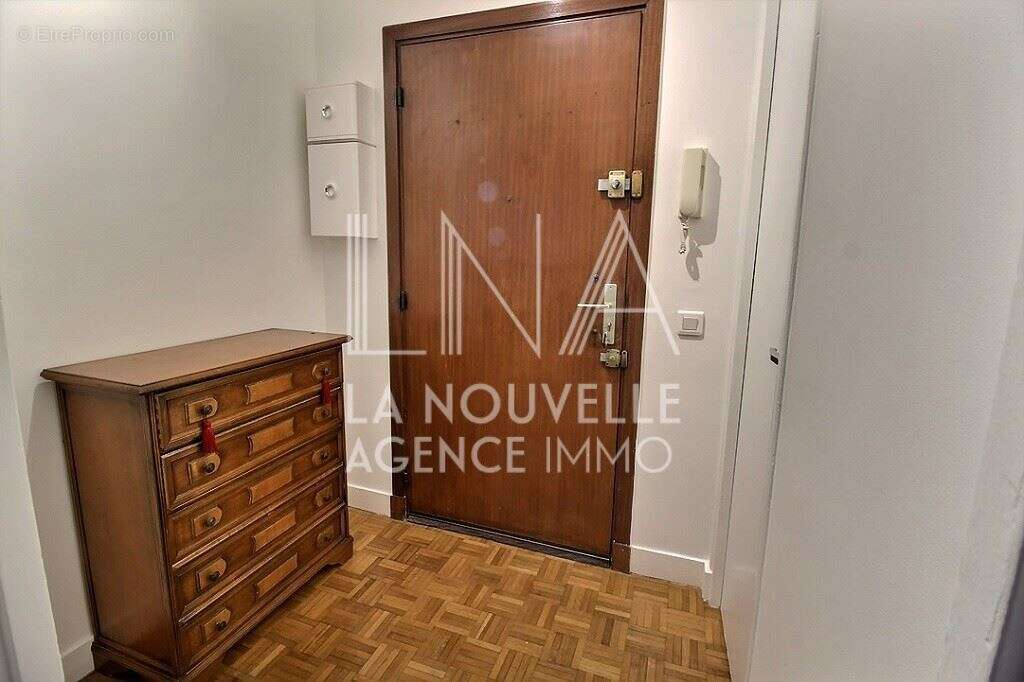 Appartement à ROMAINVILLE
