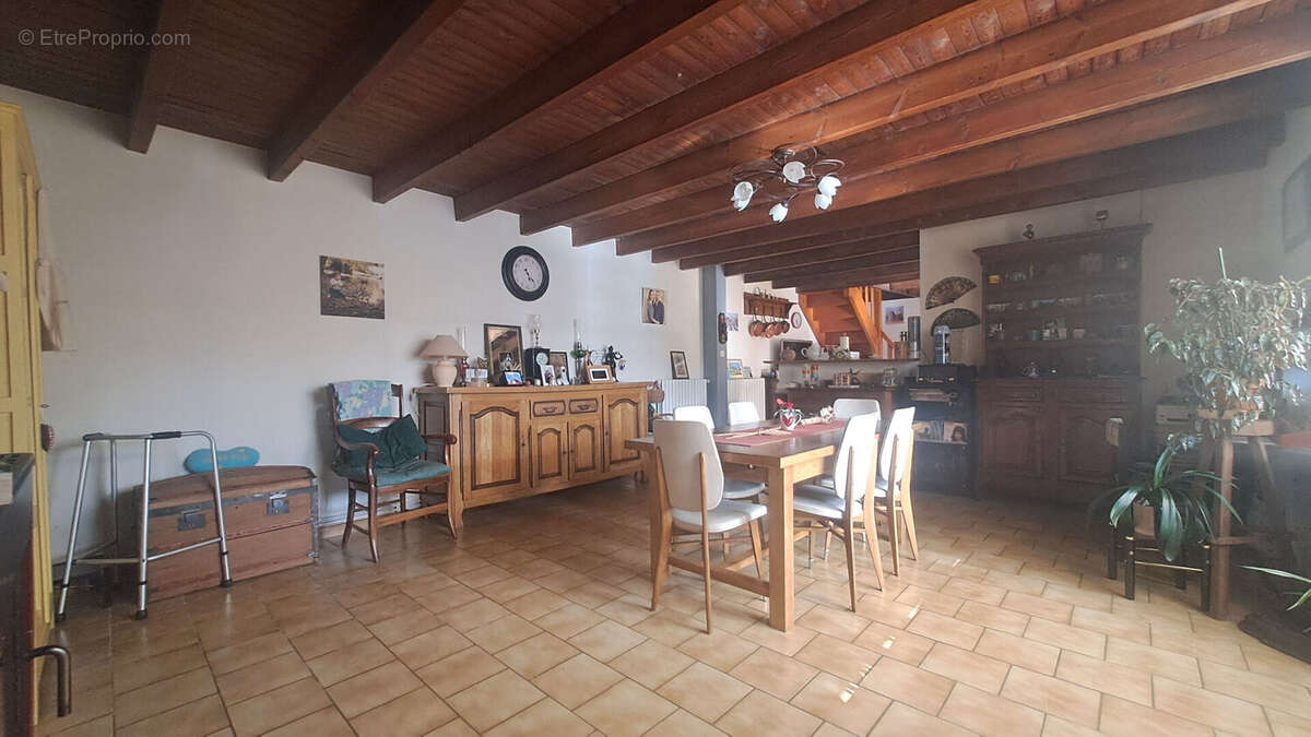 Maison à ARDIN