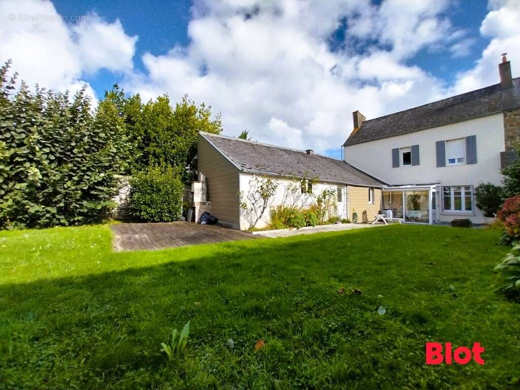 Maison à SAINT-JOUAN-DES-GUERETS