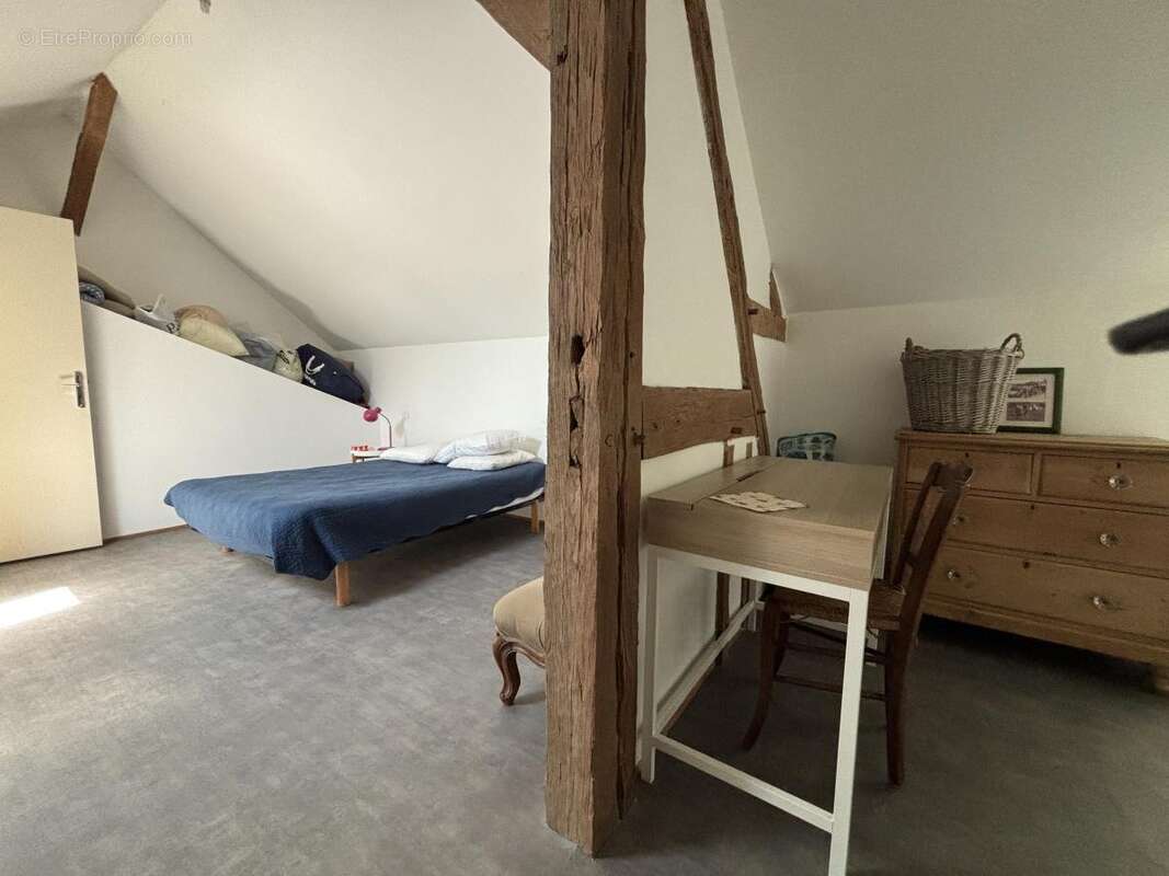 Maison 102 m² à Ymare  - photo 8
