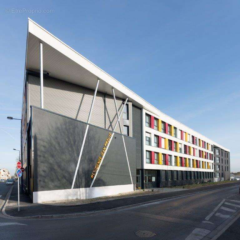 Très beau studio 21,37 m² – Résidence étudiante Lokora Jean Prouvé - Reims - photo 5