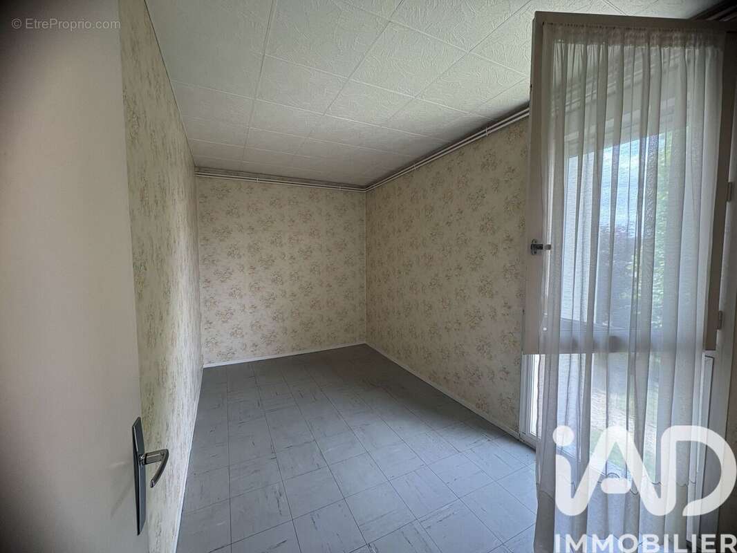 Photo 9 - Appartement à SENS
