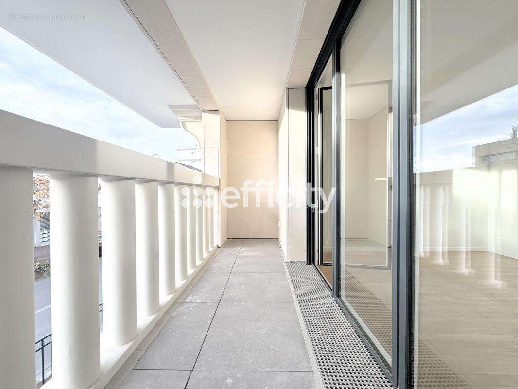 Appartement à SAINT-MAUR-DES-FOSSES