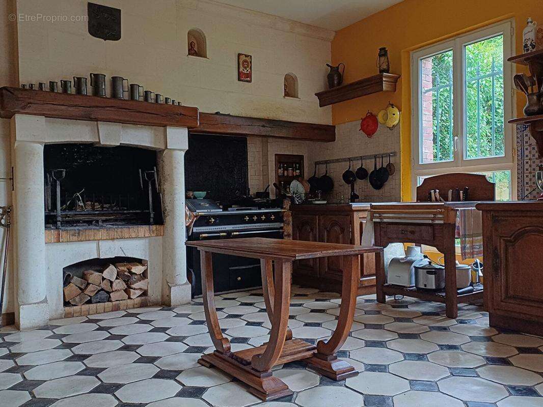 Maison 363 m² à Compiegne  - photo 7