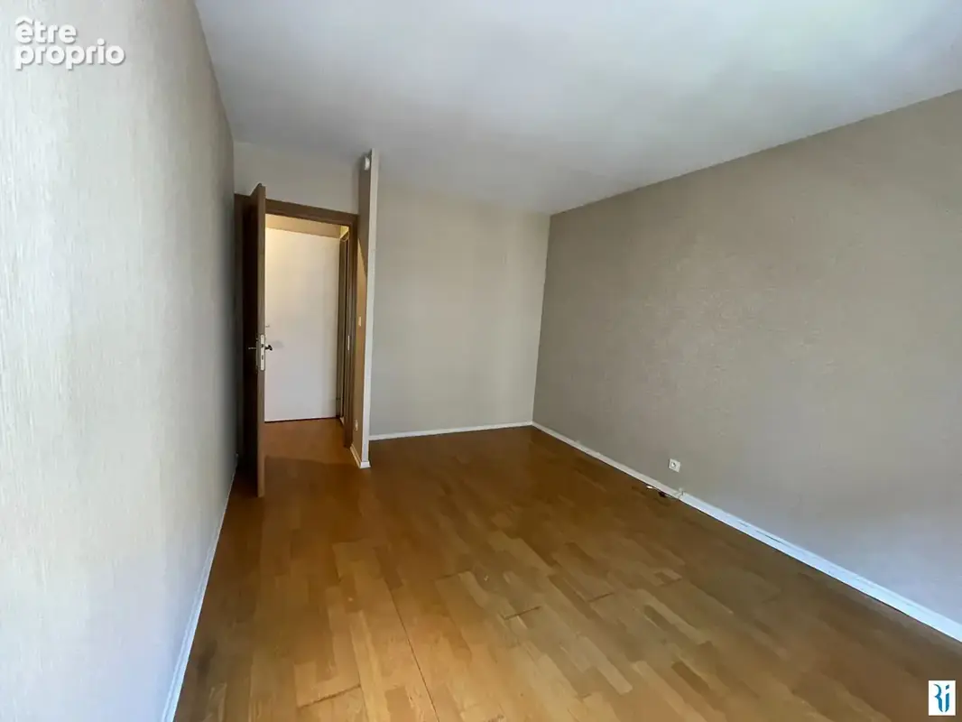 78.88 m2 rouen  proximité métro  2 chambres  balcon  garage - photo 5
