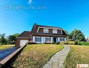 Photo 1 - Maison à SAINT-VENANT