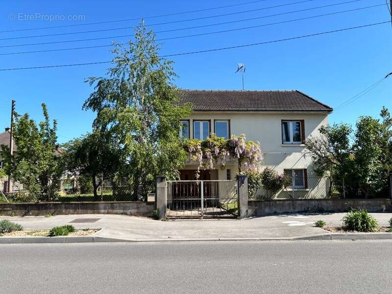 Maison à SAINT-REMY