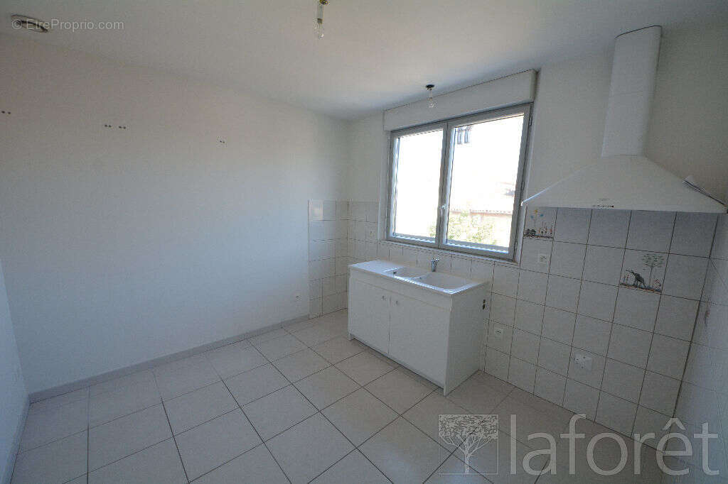 Appartement à SAINT-SULPICE