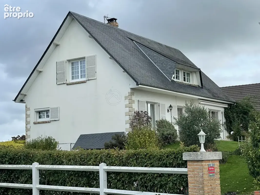 Maison 5 pièces 143 m² à vendre à Auzouville-L'esneval (76760) - photo 1