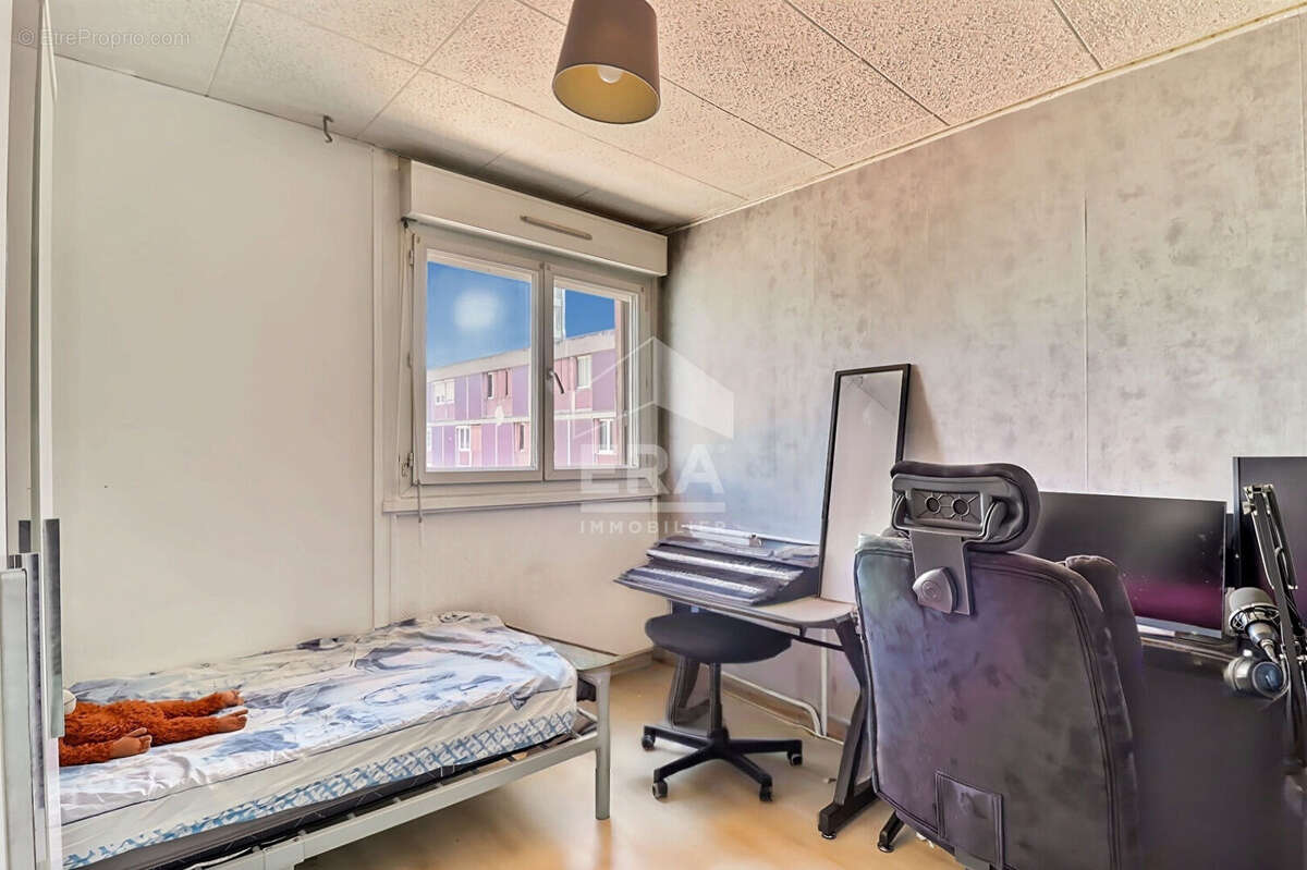 Appartement à MARSEILLE-15E