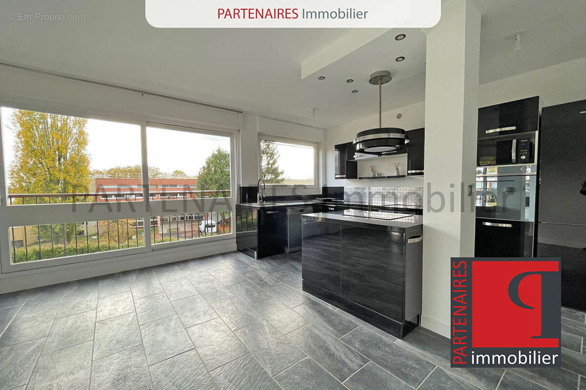 Appartement à LE CHESNAY