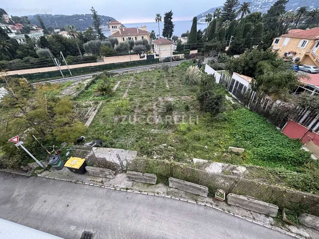 Terrain à VILLEFRANCHE-SUR-MER