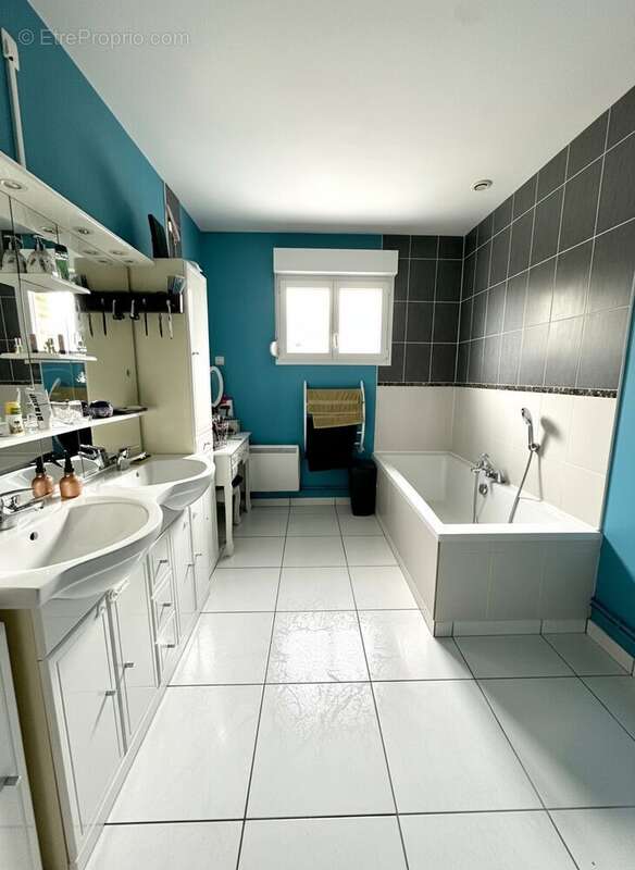 Maison 156 m² à Le Favril  - photo 7