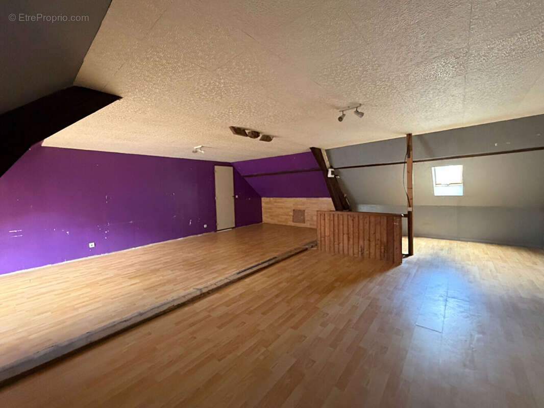 Appartement à BROU