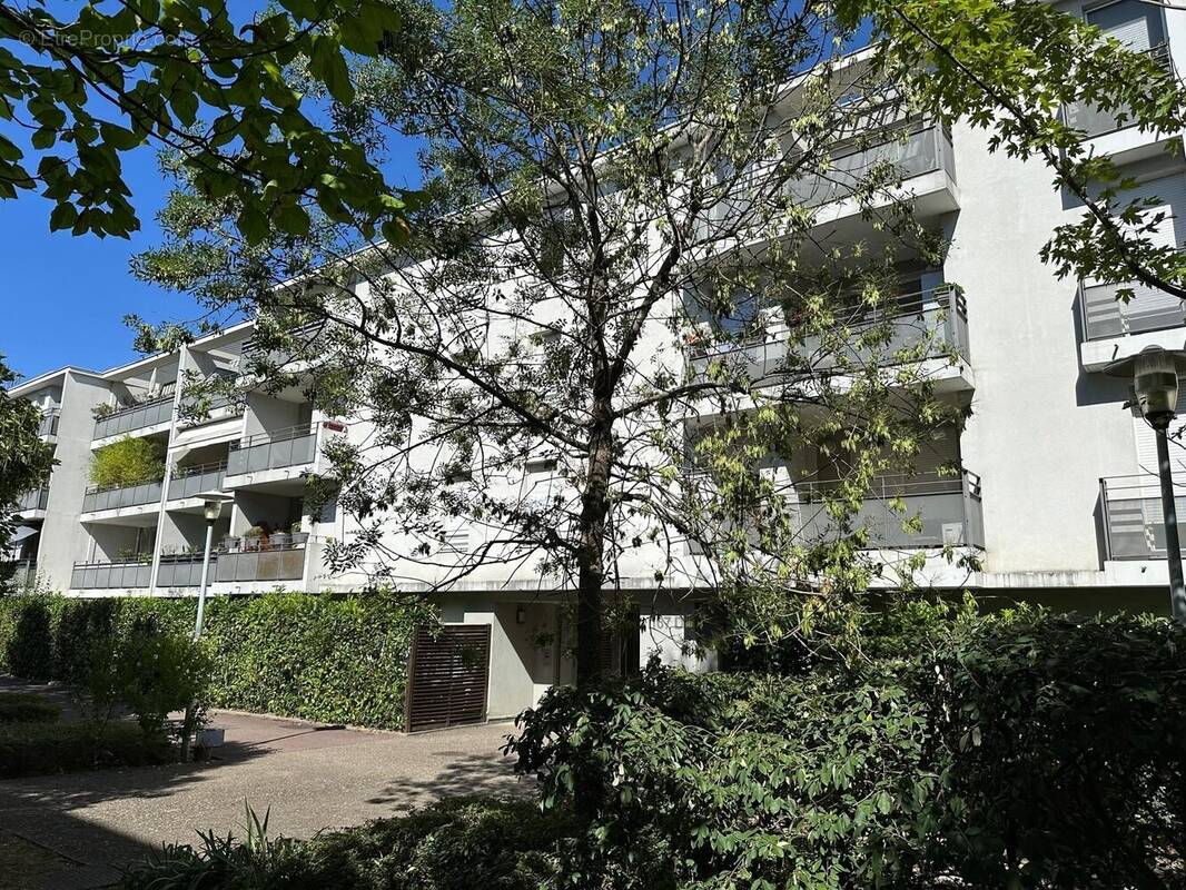 Appartement à VAULX-EN-VELIN