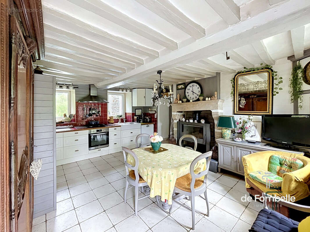 Maison à SAINT-GERMAIN-LANGOT