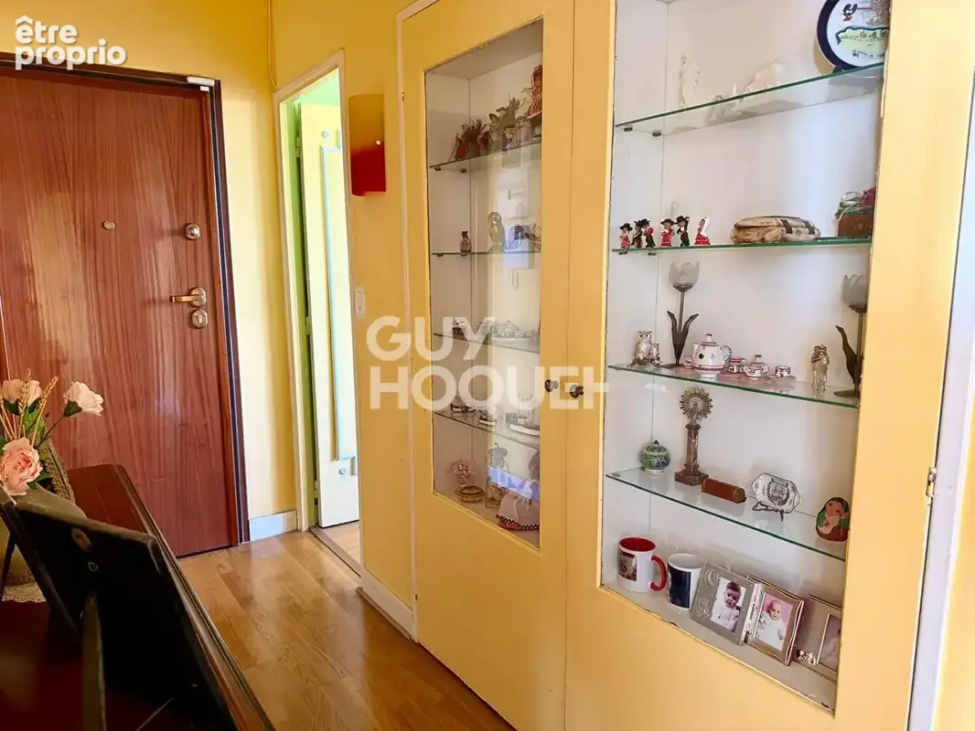 Meudon-la-forêt - 4 pièces - 77,17 m² - 10e étage - vue dégagée -terrasse, balcon, cave et parking - photo 16