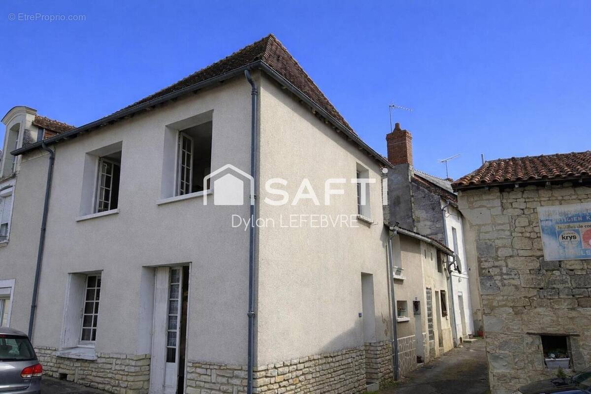 Photo 1 - Maison à THURE