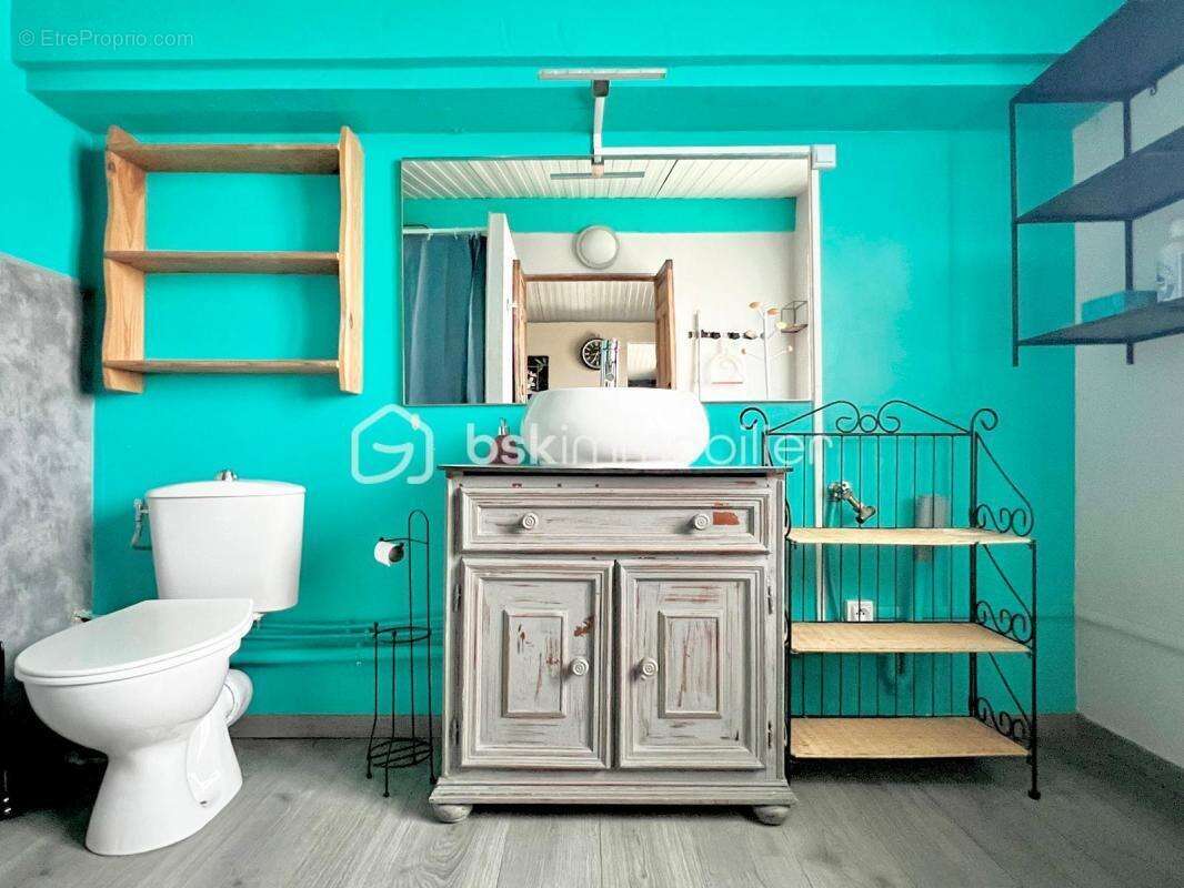 Commerce à COLOMBIERS