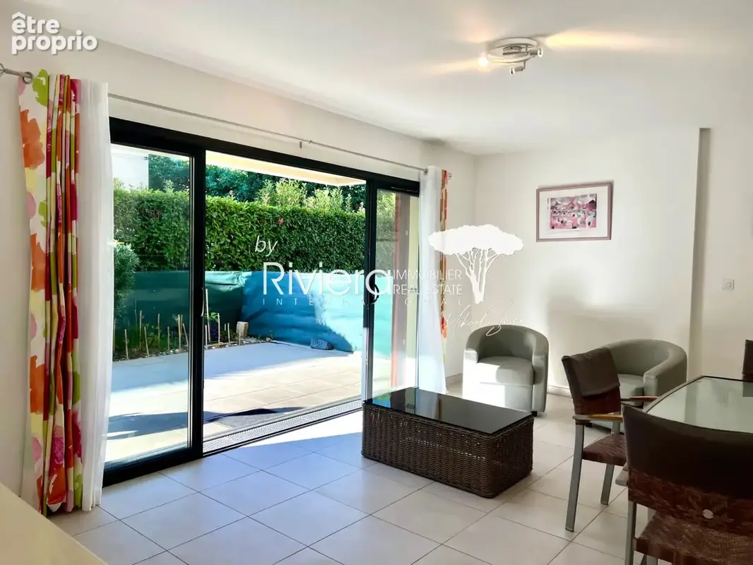 2 pieces en rez-de-jardin avec terrasse et garage ! - photo 4