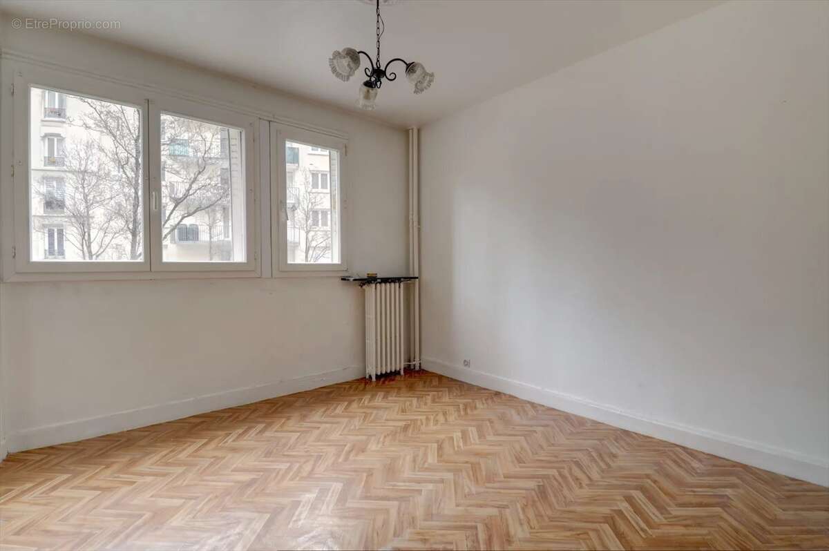 Appartement à PARIS-10E