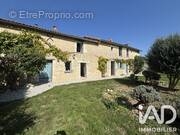 Photo 1 - Maison à LA ROCHE-RIGAULT