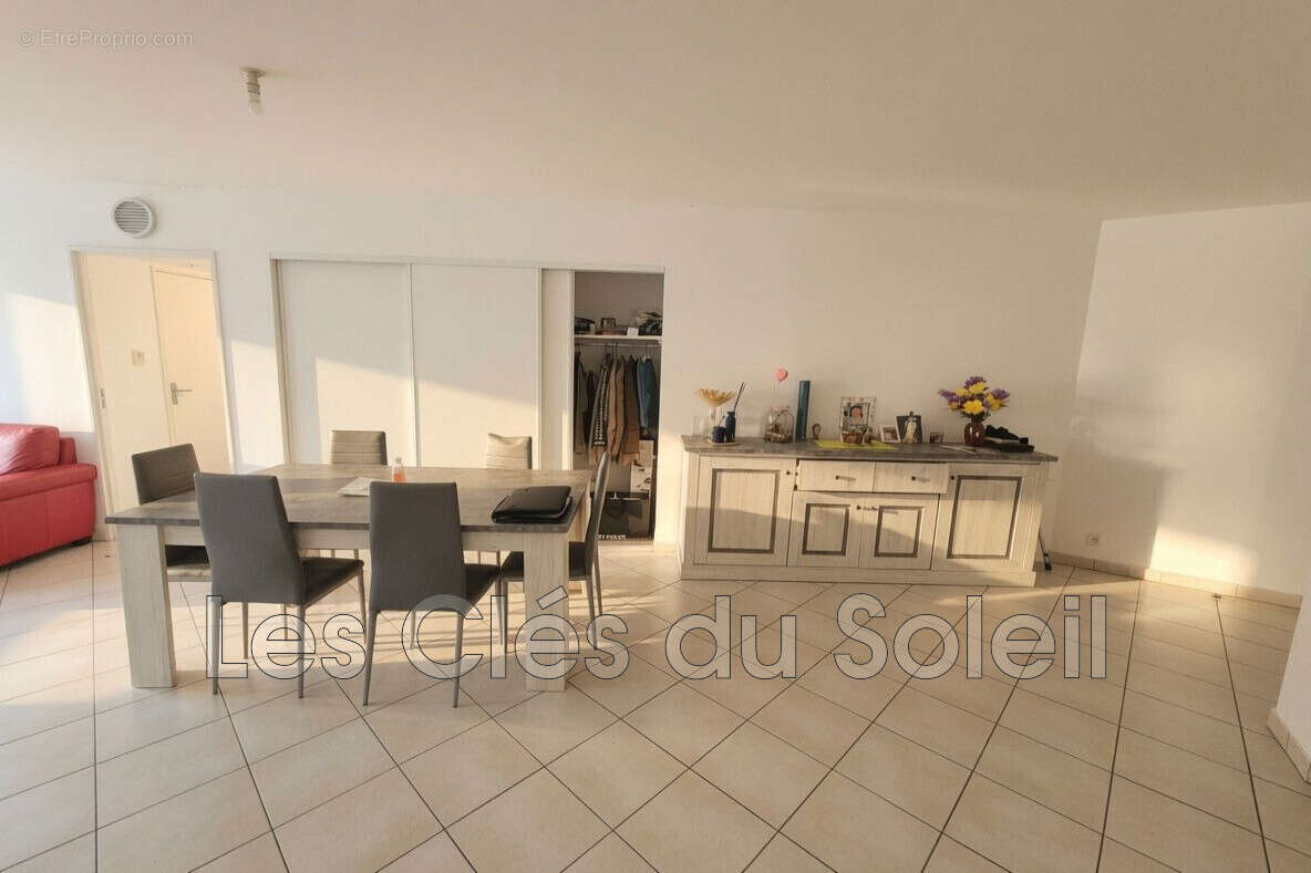Appartement 69 m² à Toulon  - photo 3