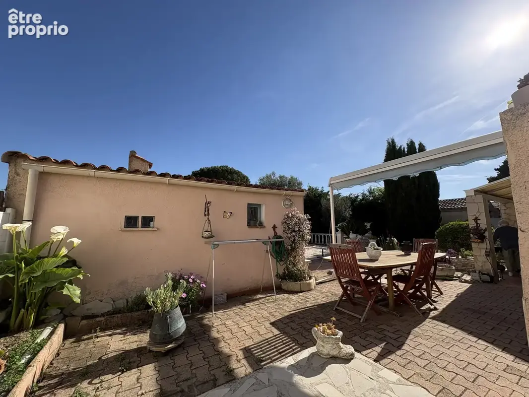 MARIGNANE , bas de villa, T3/T4, garage, jardin , terrasse - photo 8