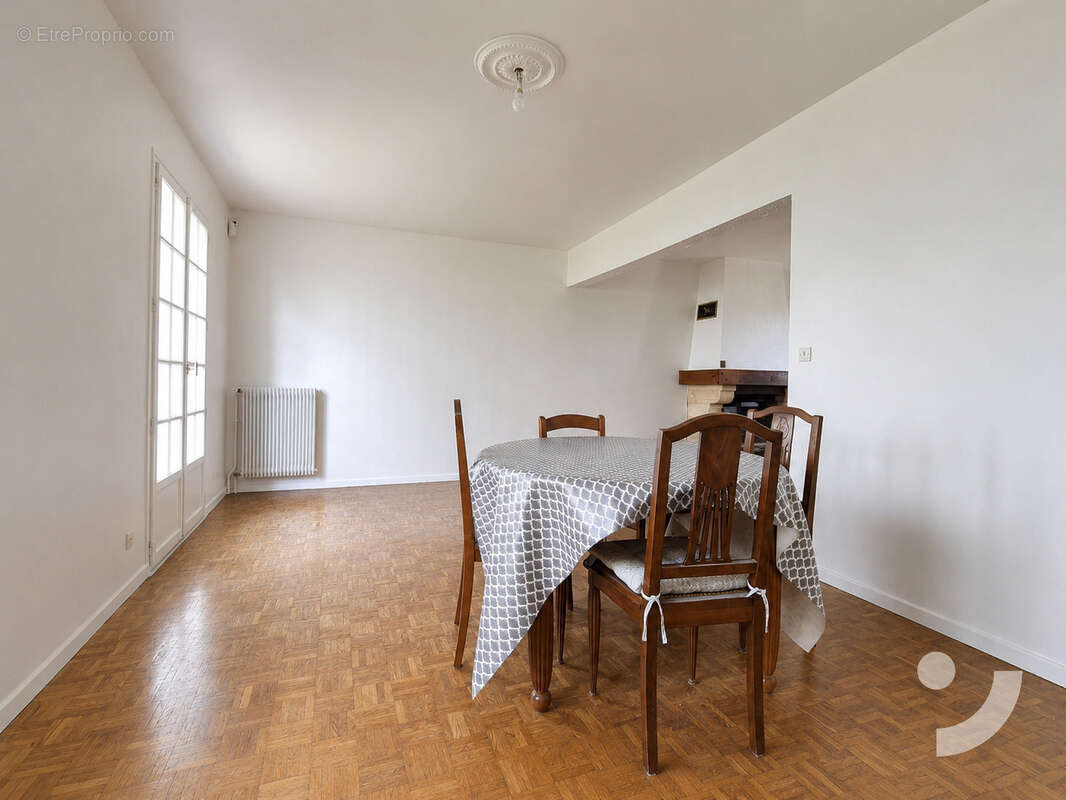 Maison familiale 131 m2   4 chambres, jardin et sous-sol complet   Épernay - photo 2