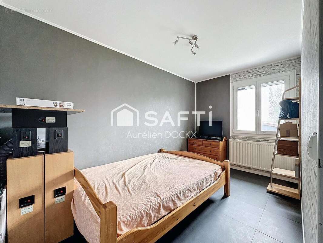 Photo 8 - Maison à COUBRON