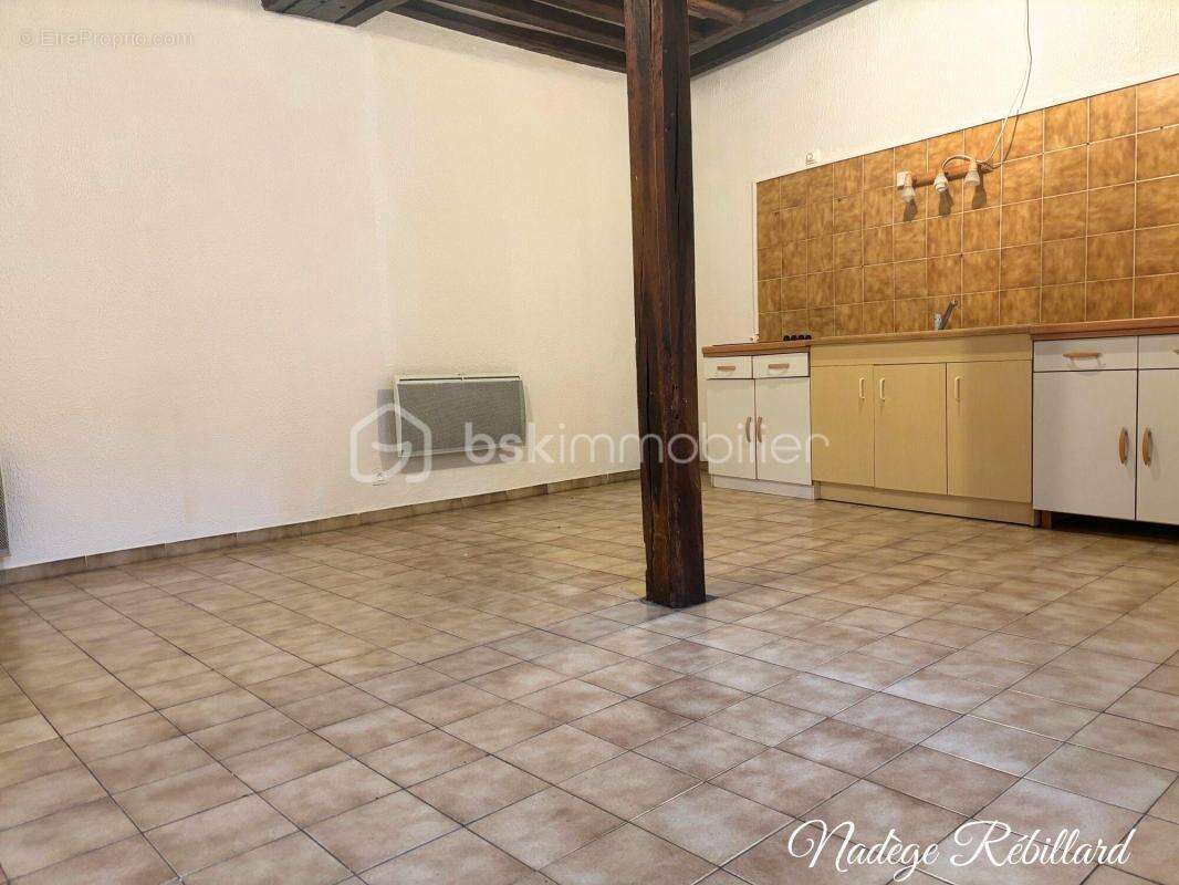 Appartement à SENS