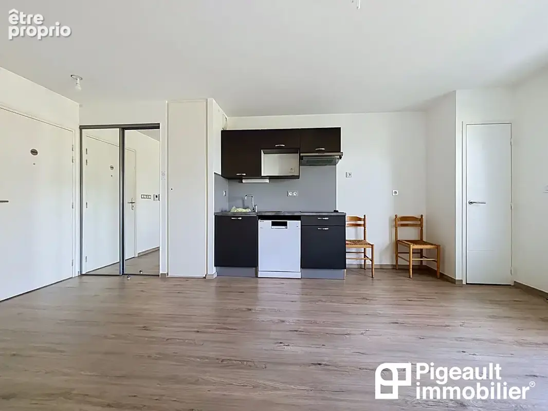 Appartement T3 à vendre - Saint Grégoire - Parking sécurisé - Cave - photo 9