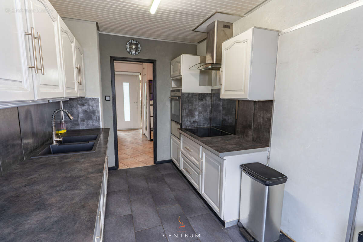 Maison à MONTOIS-LA-MONTAGNE