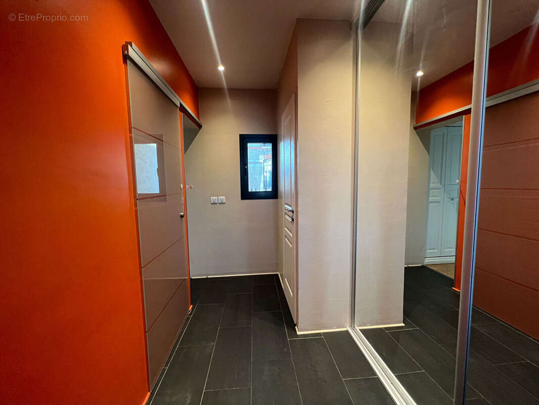 Maison à SARTROUVILLE