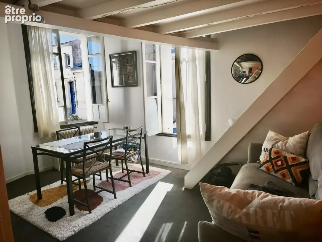 Quartier du tondu-charmant t2 bis avec mezzanine et cave - photo 2