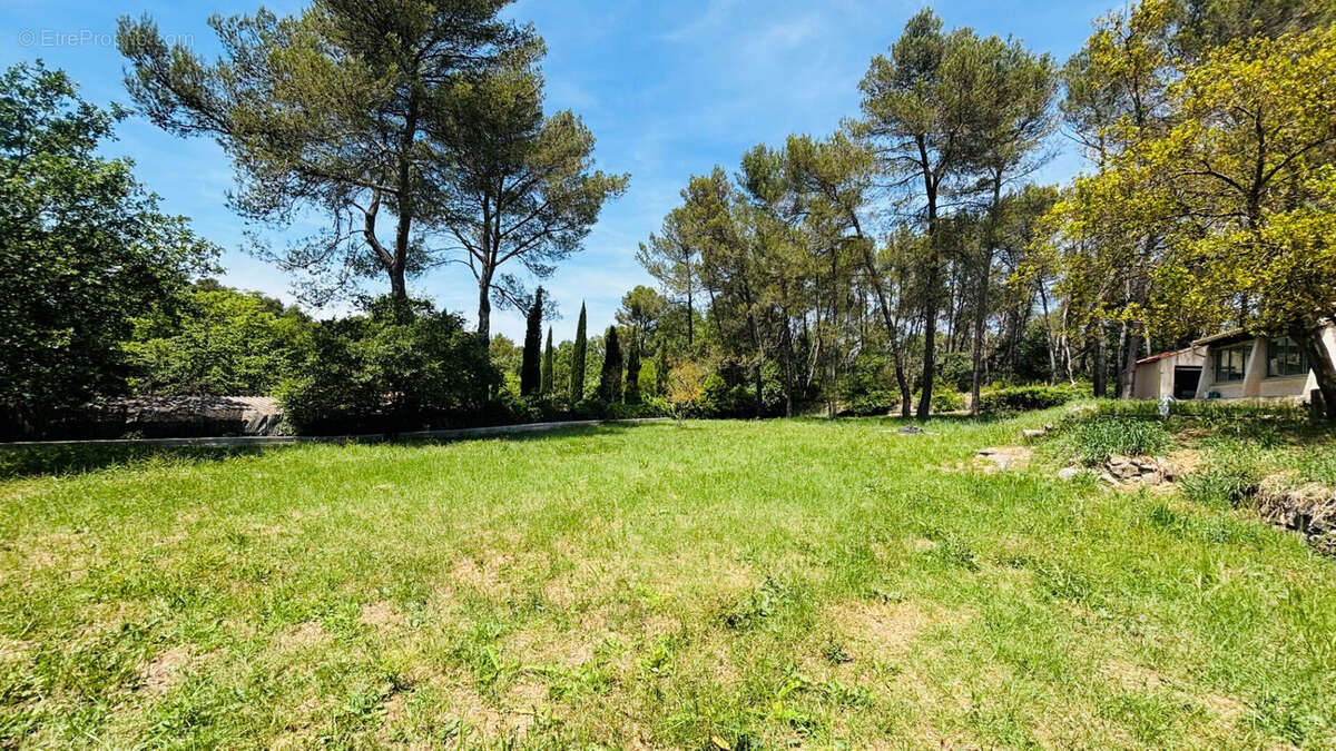 Maison Fuveau 3 pièce(s) 65 m2 - photo 2