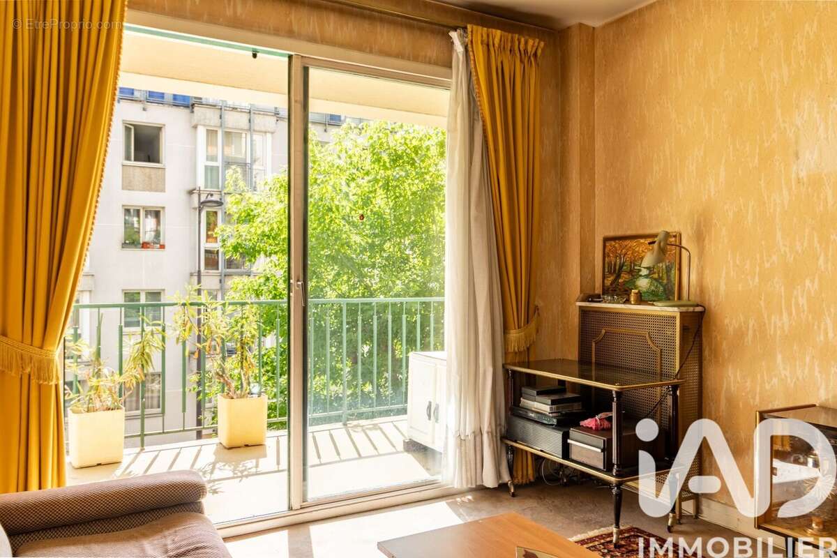 Photo 4 - Appartement à PARIS-12E